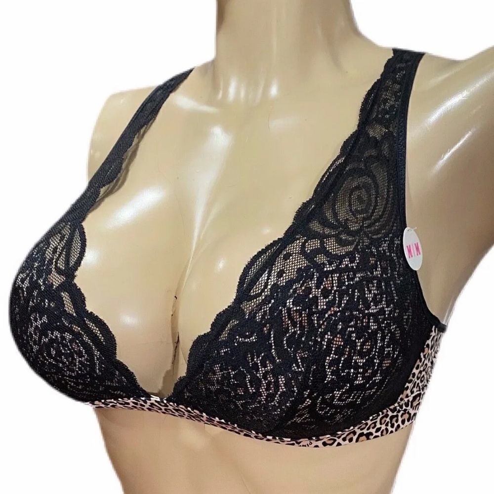 Victoria’s Secret Pink Unlined Plunge Animal Print Bralette Bra Medium